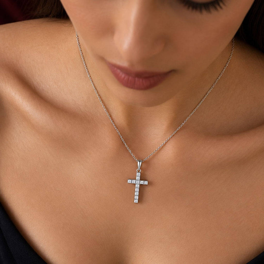 Lab Diamond Cross Necklace Pendant 0.22ct in 925 Sterling Silver