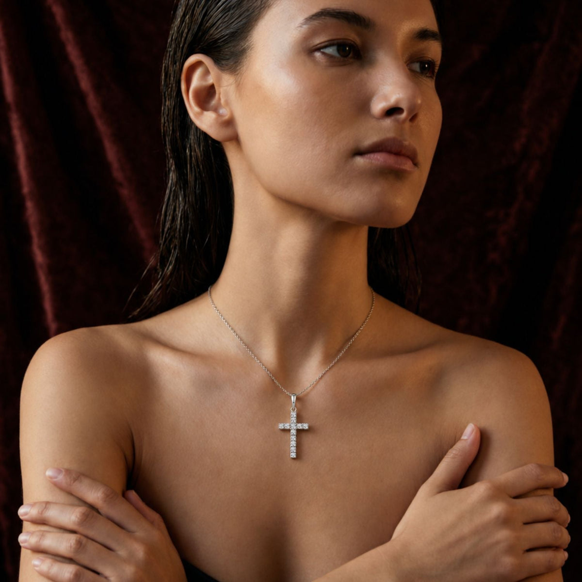 Lab Diamond Cross Necklace Pendant 0.22ct in 925 Sterling Silver